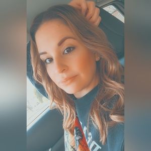 Meet your Posher, Krystal